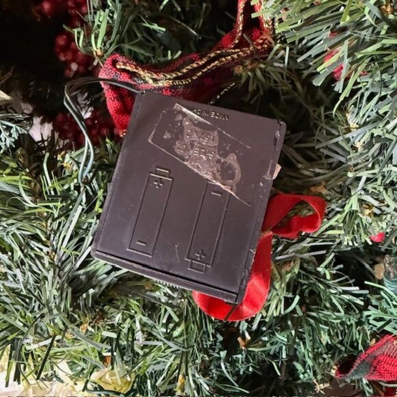 2pc 20" Red Tartan Plaid Bow White Flower Wreath Matching 18ft Pinecone Garland - Picture 13 of 14